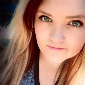 Meet your Posher, Tabitha